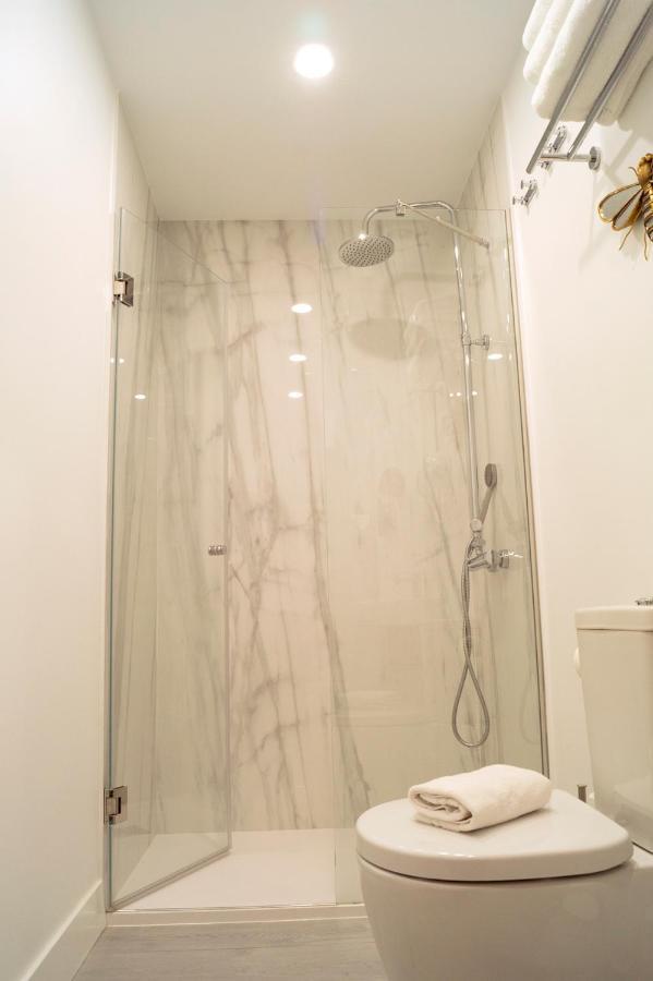 Chueca - Room Apartments Madrid Luaran gambar