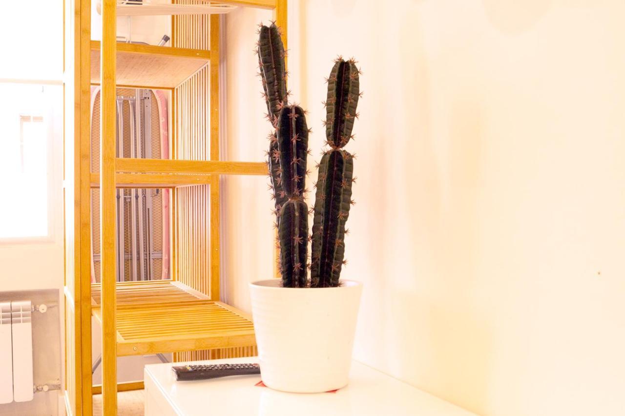 Chueca - Room Apartments Madrid Luaran gambar